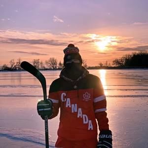 Meet your Posher, Adam